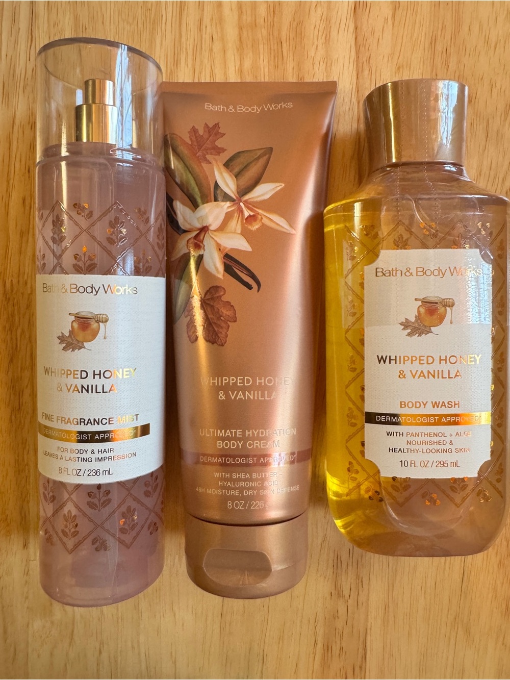 Bath & Body Works Whipped Honey & Vanilla Body Care Trio - Gold, Tan